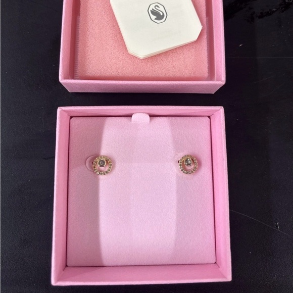 Swarovski Jewelry - Swarovski gold earrings